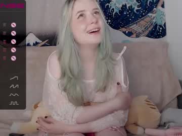 webcam girl yoliverse live cam image #2868169