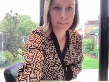 webcam girl eatmypie69 live cam image #10765125