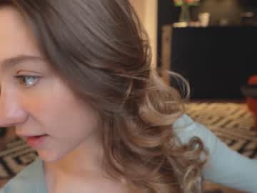 webcam girl mia_elfie live cam image #9544463
