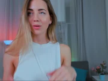 webcam girl emmi_rosee live cam image #5232803