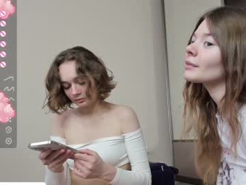 webcam girl mxxnsxsul live cam image #4104640