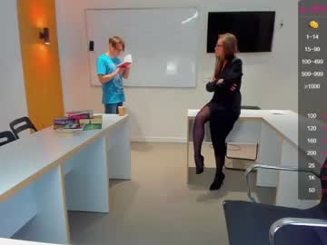 webcam girl game__of__porn live cam image #1905312