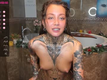 webcam girl nickyneck live cam image #2795370