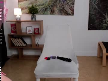 webcam girl a_whole_eternity live cam image #8588090