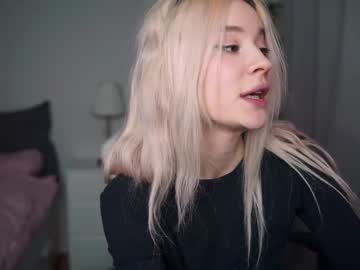 webcam girl daddystrouble live cam image #1575284