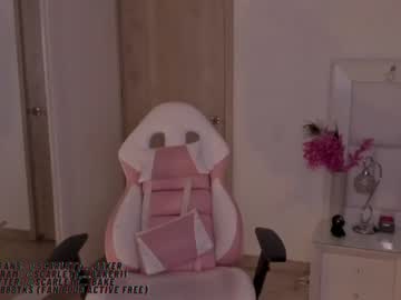 webcam girl scarlett__baker live cam image #5960625