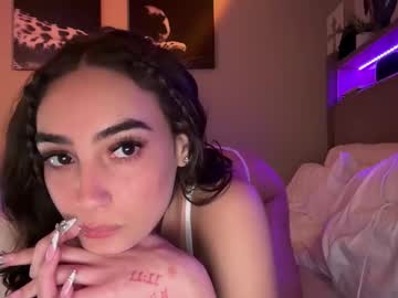 webcam girl thestormii live cam image #12256584