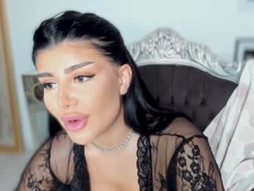 webcam girl moniqueeass live cam image #12592227