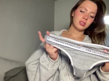 webcam girl angel_from_sky live cam image #9857198