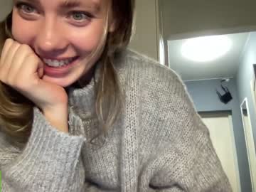 webcam girl angel_from_sky live cam image #8857700
