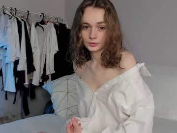 webcam girl mxxnsxsul live cam image #2994701