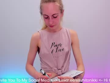 webcam girl girl_i_am live cam image #5888667