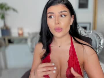 webcam girl moniqueeass live cam image #12856105
