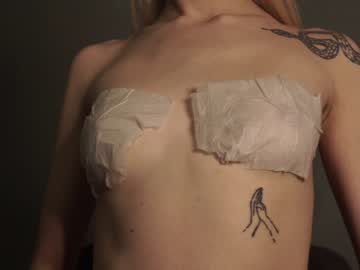 webcam girl cuteelsa_ live cam image #6556824