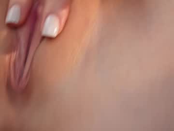 webcam girl milablum live cam image #12843649