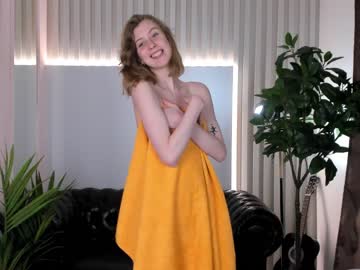 webcam girl leslie_that_one live cam image #5452948