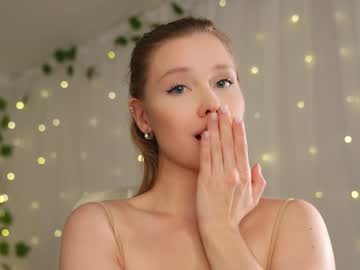 webcam girl april_blush live cam image #12219308