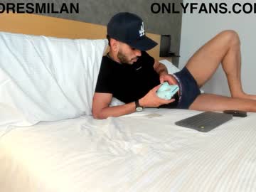 webcam man studcamx live cam image #5855718