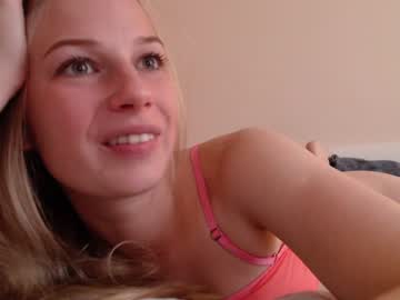 webcam girl magic_couple13 live cam image #6767783