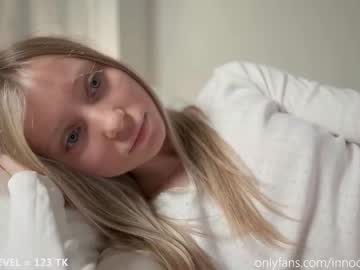 webcam girl pureangeldolores live cam image #7564016