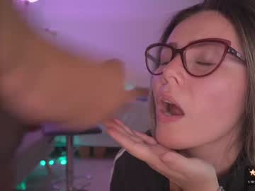 webcam girl xhxoxtxsxex live cam image #8456015