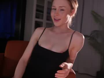 webcam girl seeunexttime live cam image #11288658
