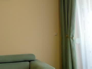 webcam girl elaanna live cam image #9790305