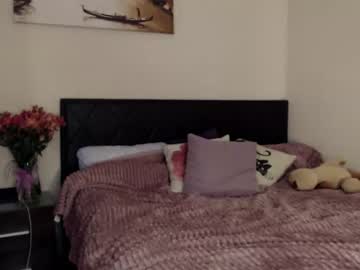 webcam girl hugetittiesgerda live cam image #3982539