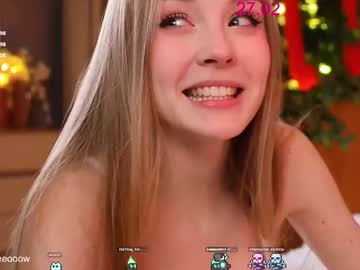 webcam girl lissa_meooow live cam image #11970300
