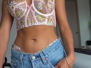 webcam girl beyllove_d live cam image #3198182