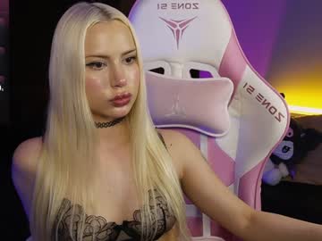 webcam girl stacy_batt live cam image #11701773