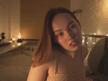 webcam girl bibi_it_is live cam image #2444646