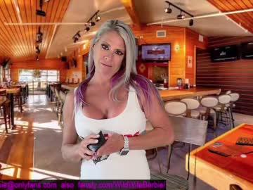 webcam girl wildwifebarbie live cam image #6587477