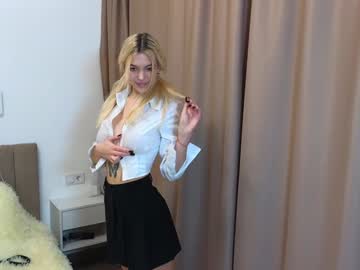webcam girl rainbowjoy live cam image #11031646