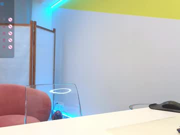 webcam girl lovlybambi live cam image #11867104
