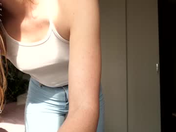 webcam girl ronny_ponny live cam image #8661203