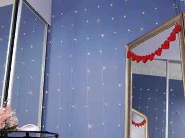 webcam girl kriskras__ live cam image #9899738