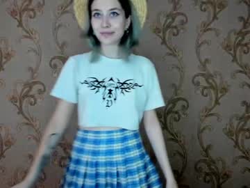 webcam girl yuinika_ live cam image #10093671