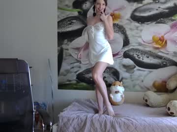 webcam girl jennycutey live cam image #10469578