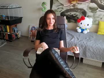webcam girl jennycutey live cam image #12796515