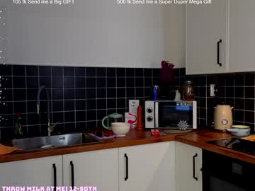 webcam girl doll_lesli live cam image #11408036