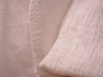 webcam girl little_poetry live cam image #12261396