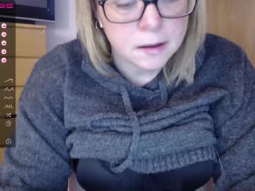 webcam girl ffl1233 live cam image #4718926