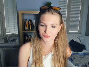webcam girl paradise_for_two live cam image #9993008