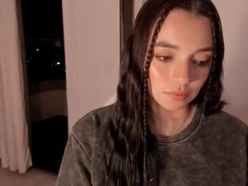 webcam girl scarlett__baker11 live cam image #12822564