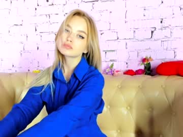 webcam girl mayalight live cam image #2898777