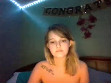 webcam girl linnay18 live cam image #5357472