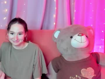 webcam girl nicky_fl0wer live cam image #7763854