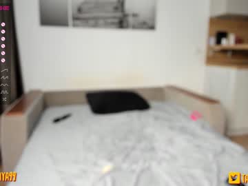 webcam girl chloetaya live cam image #1662784