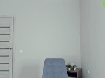 webcam girl scarlett_711 live cam image #923777